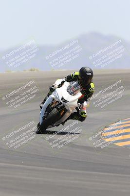 media/May-14-2023-SoCal Trackdays (Sun) [[024eb53b40]]/Turn 12 (1145am)/